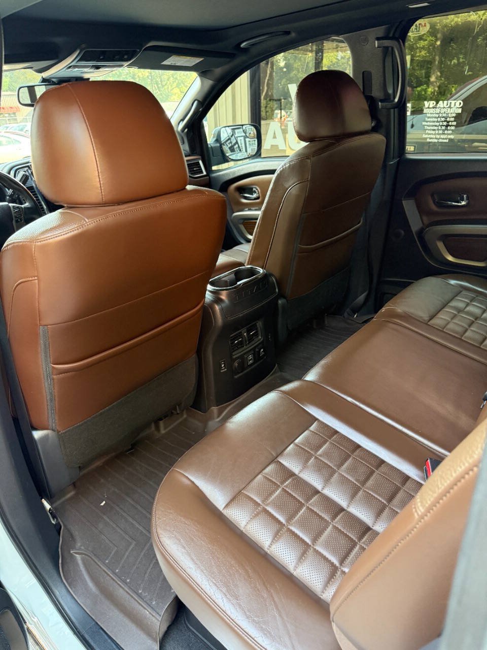 Used 2021 Nissan Titan Platinum Reserve w/ Moonroof Package AWD/4WD image 17