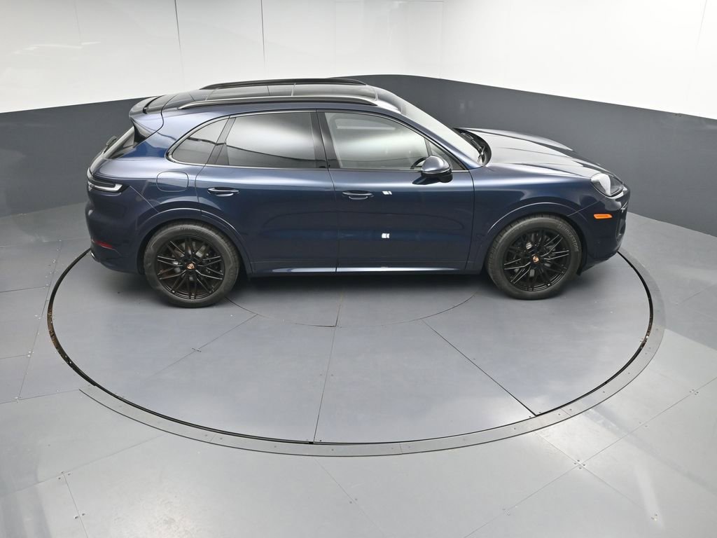 Certified 2026 Porsche Cayenne GTS image 38