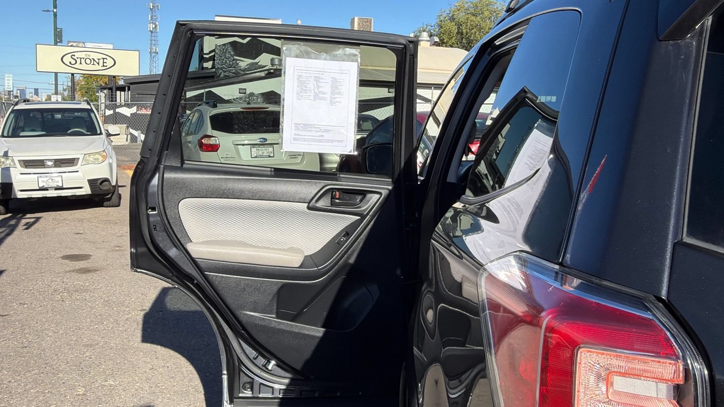 Used 2018 Subaru Forester 2.5i Premium AWD/4WD image 11