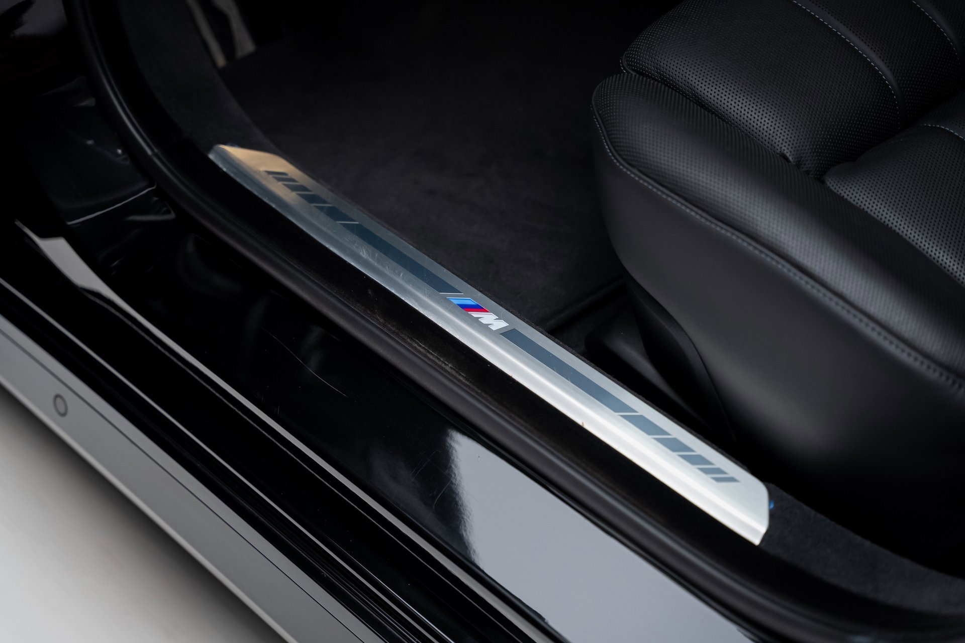 Used 2023 BMW i7 xDrive60 w/ Executive Package 2 image 55