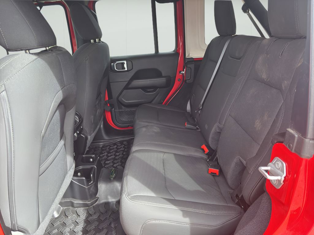 Used 2021 Jeep Wrangler Unlimited Sahara image 24
