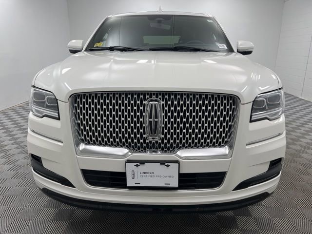 Used 2024 Lincoln Navigator L Reserve image 3