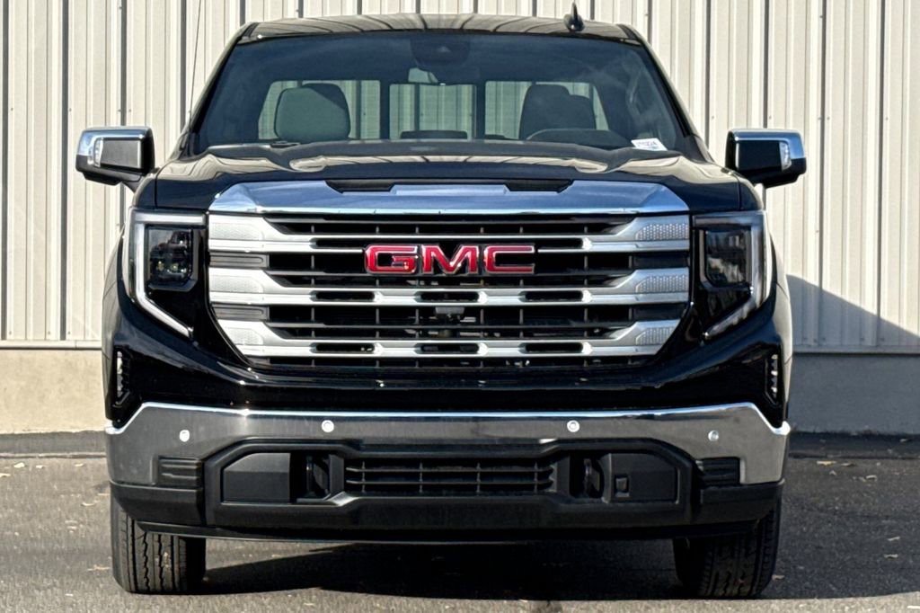 New 2026 GMC Sierra 1500 SLE w/ Preferred Package AWD/4WD image 6