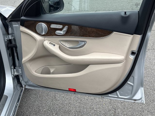 Used 2018 Mercedes-Benz C 300 4MATIC Sedan image 8