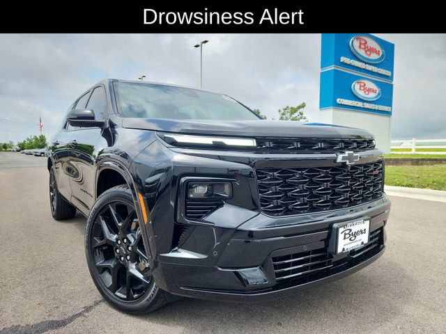 Used 2025 Chevrolet Traverse RS AWD/4WD image 13