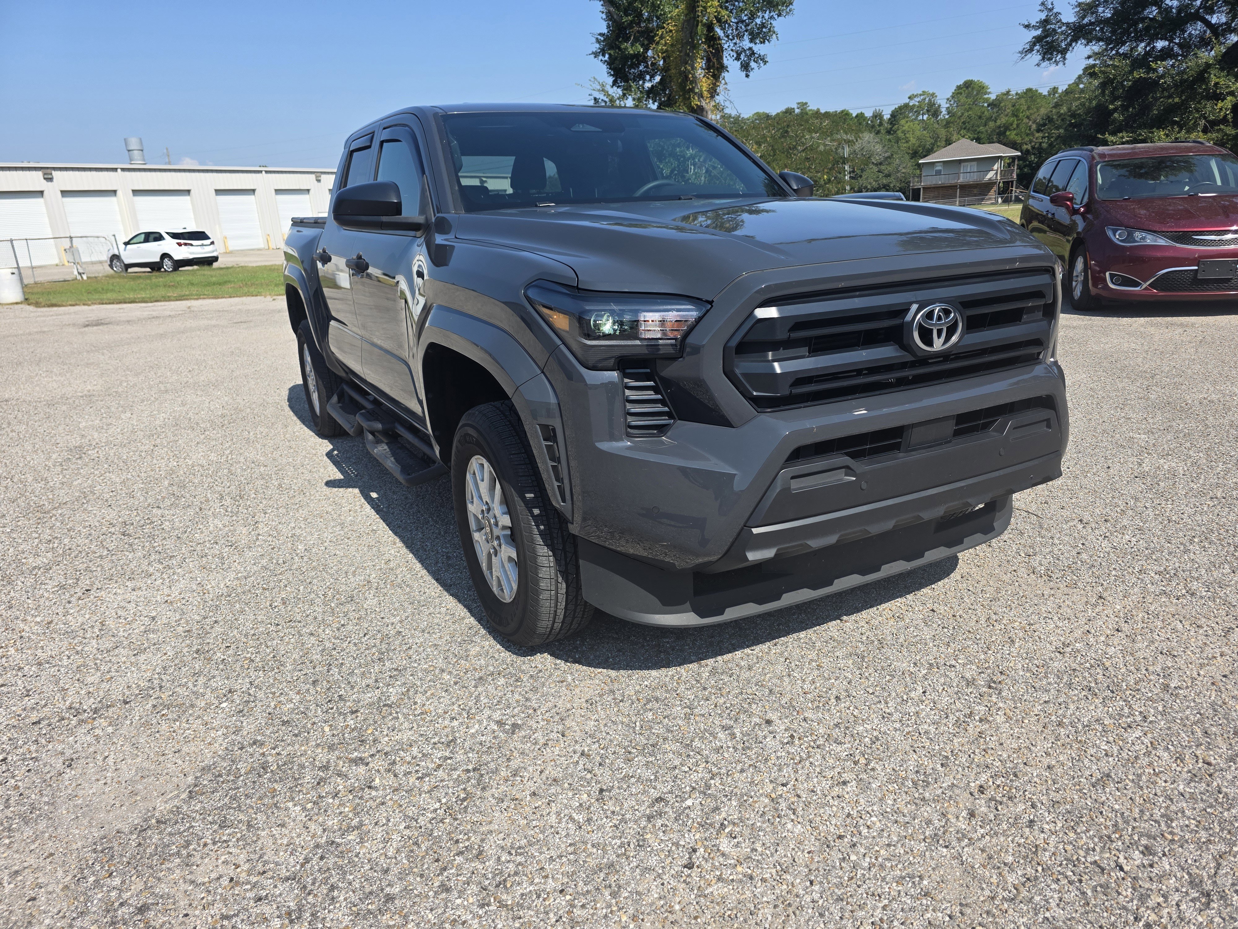 Used 2024 Toyota Tacoma SR image 1