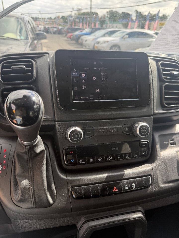 Used 2023 RAM ProMaster 3500 FWD image 9