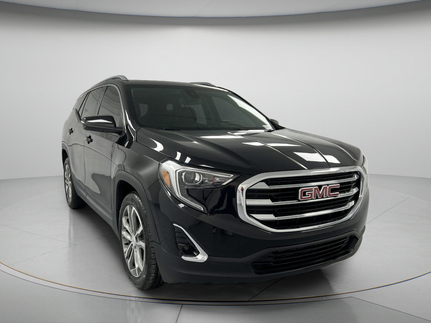 Used 2020 GMC Terrain SLT w/ Preferred Package FWD image 2