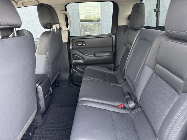 Certified 2023 Nissan Frontier SV w/ Technology Package AWD/4WD image 6