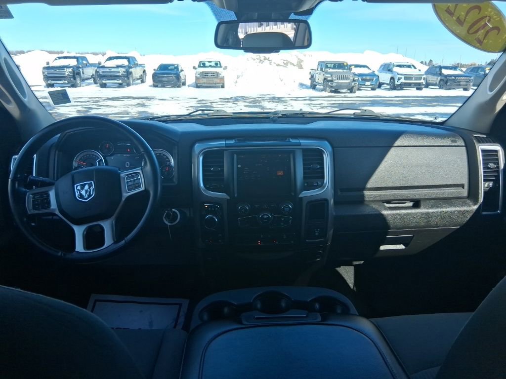 Used 2022 RAM 1500 Classic SLT w/ Electronics Group image 20