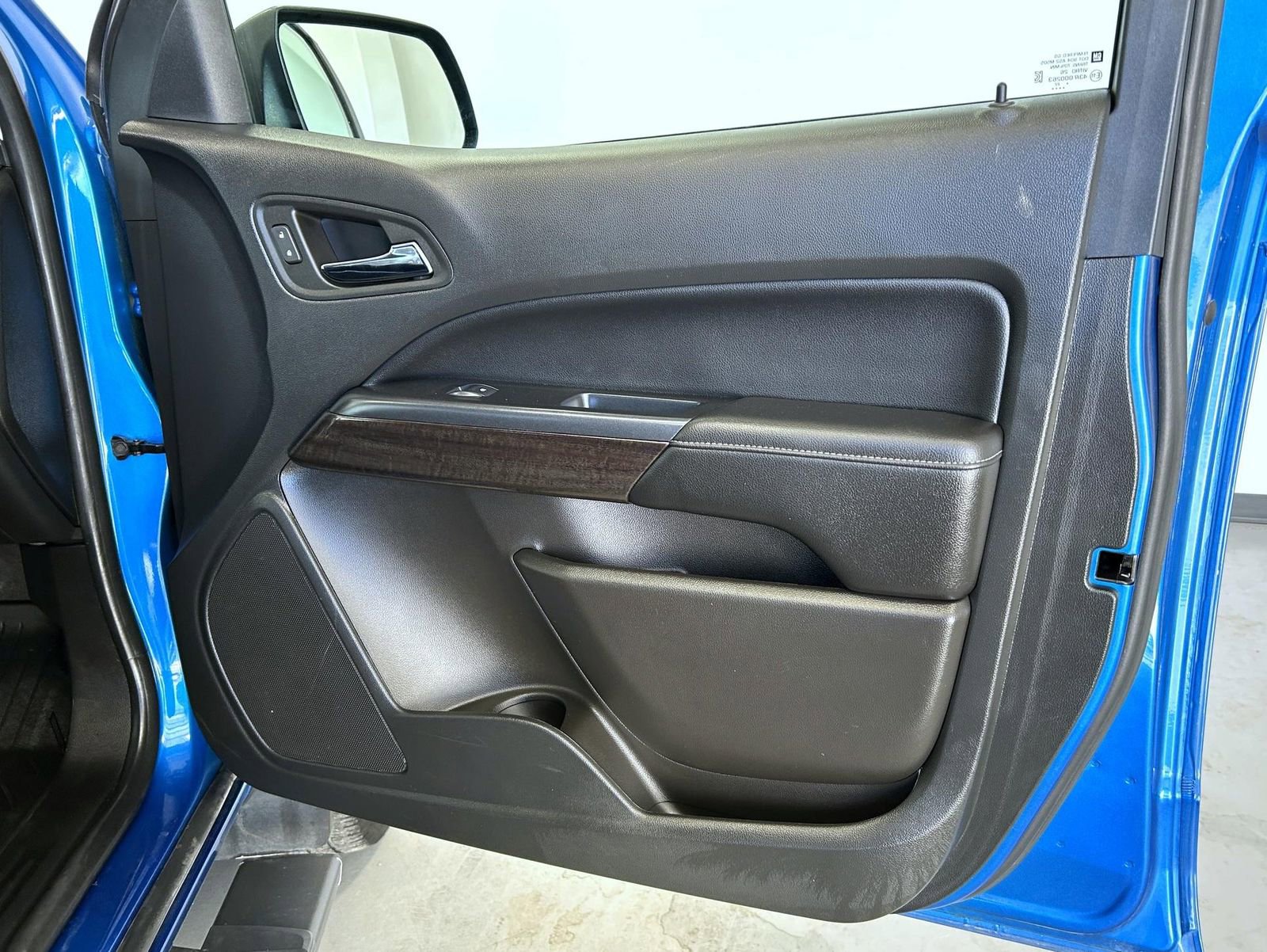 Used 2022 GMC Canyon Elevation image 16