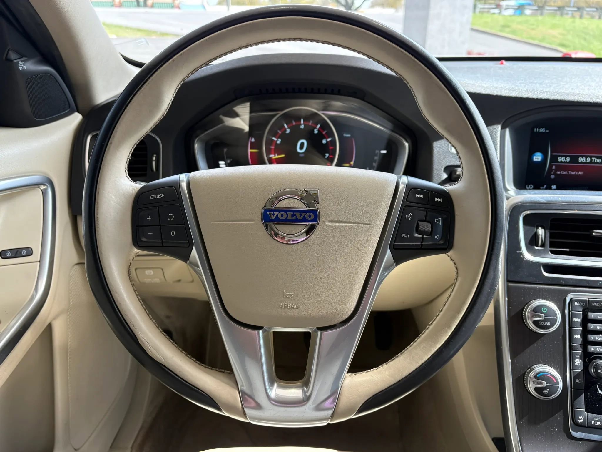 Used 2015 Volvo S60 T5 Premier FWD image 11