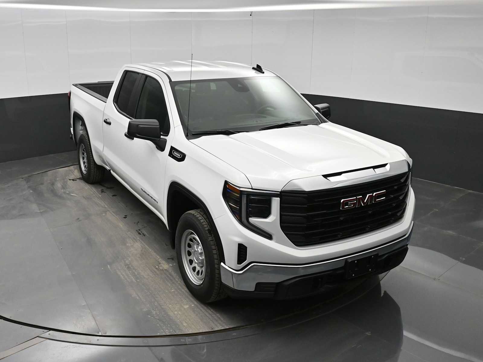 New 2026 GMC Sierra 1500 Pro w/ Convenience Package RWD image 23