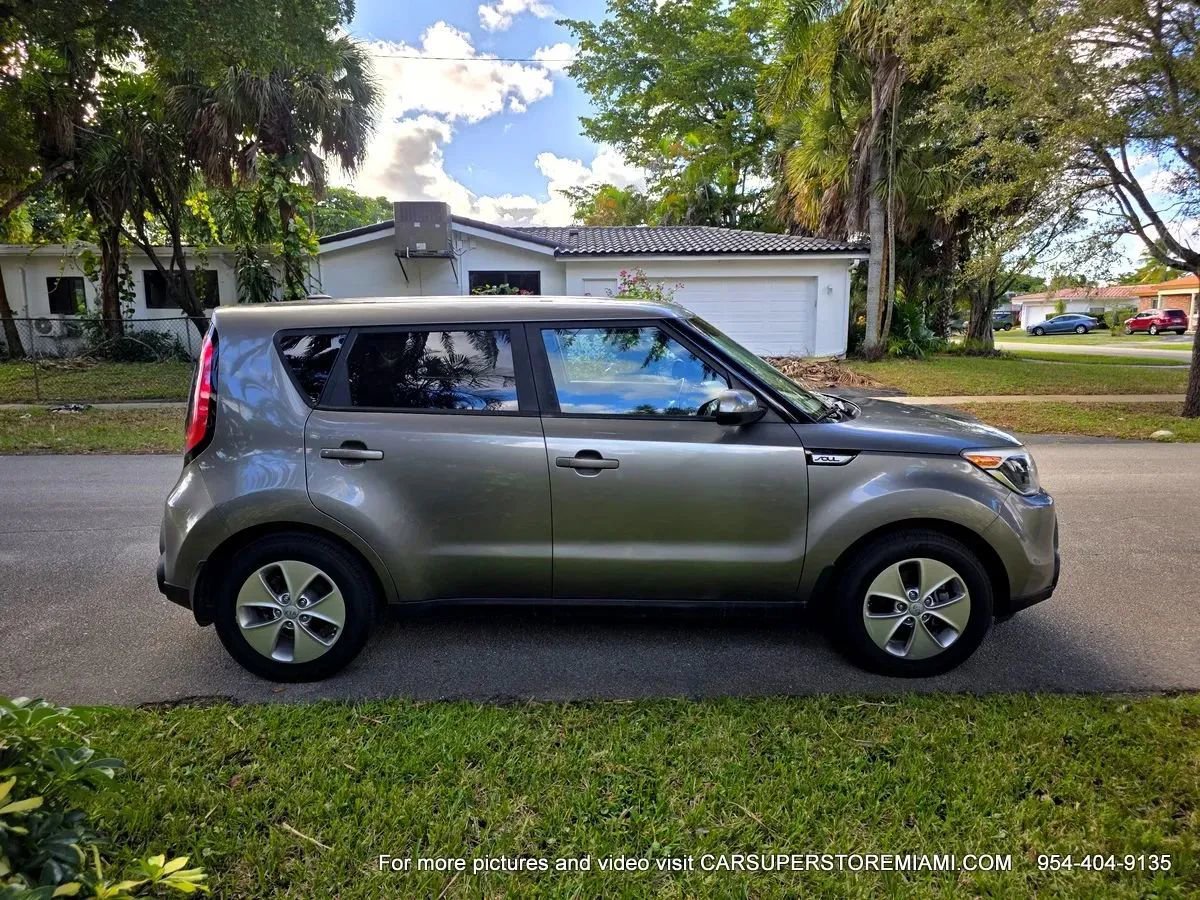 Used 2015 Kia Soul EV FWD image 10
