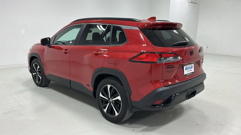 Used 2024 Toyota Corolla Cross XSE image 4