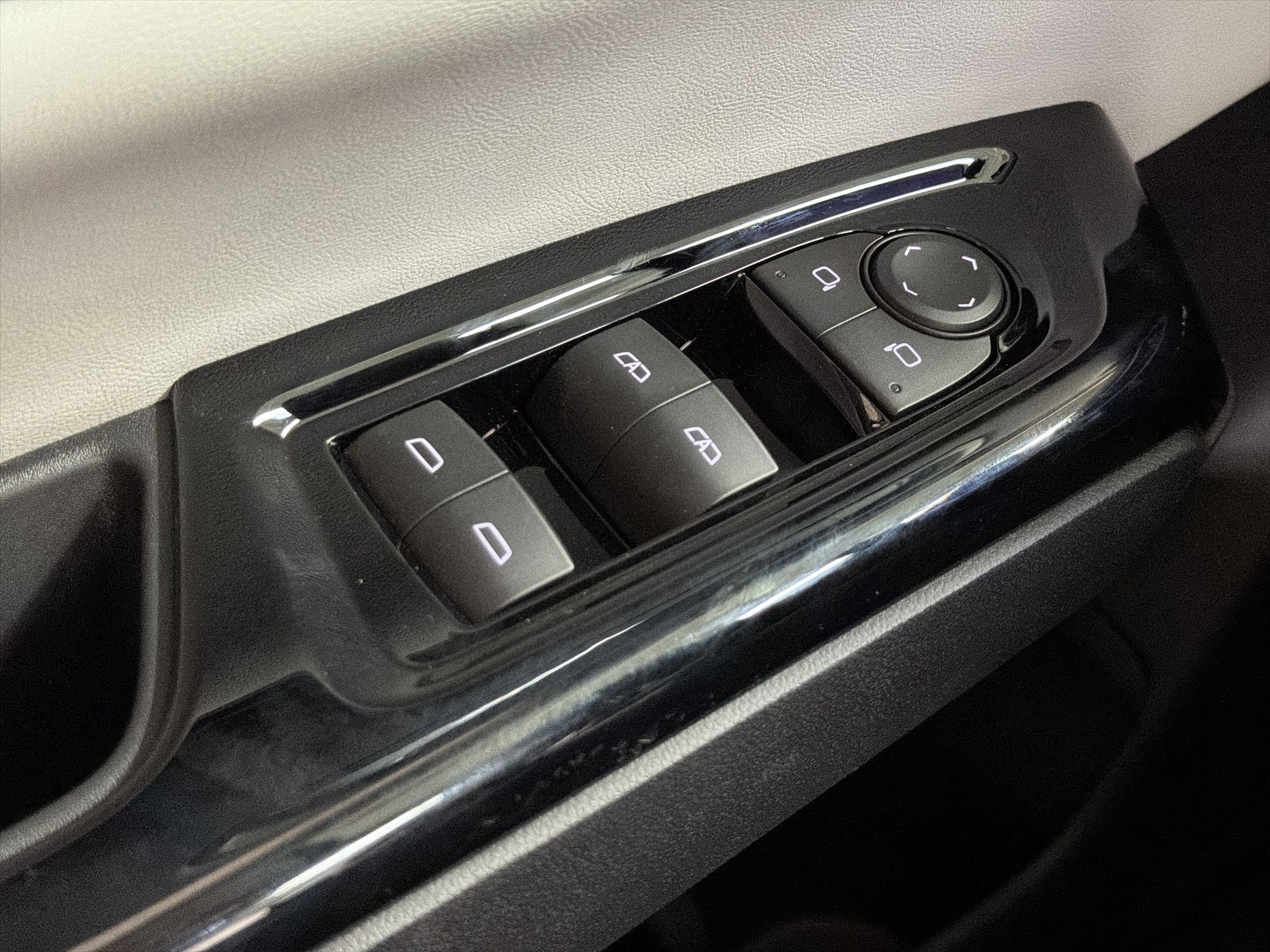 New 2026 Honda Prologue Touring image 13