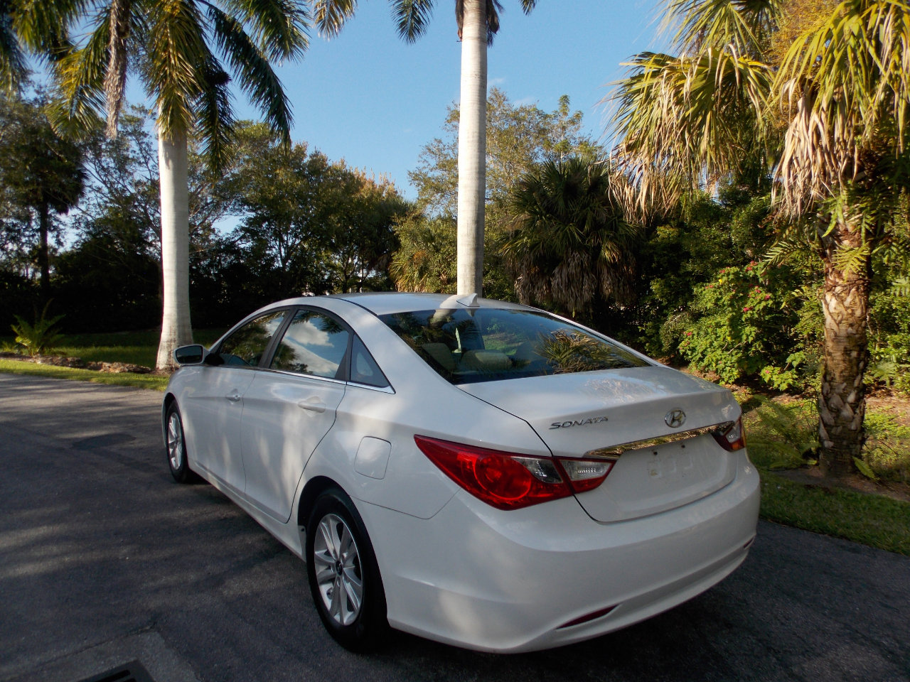 Used 2011 Hyundai Sonata GLS w/ Popular Equipment Pkg 2 image 7