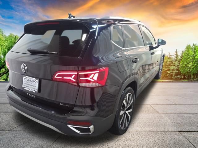 Certified 2022 Volkswagen Taos SE AWD/4WD image 4