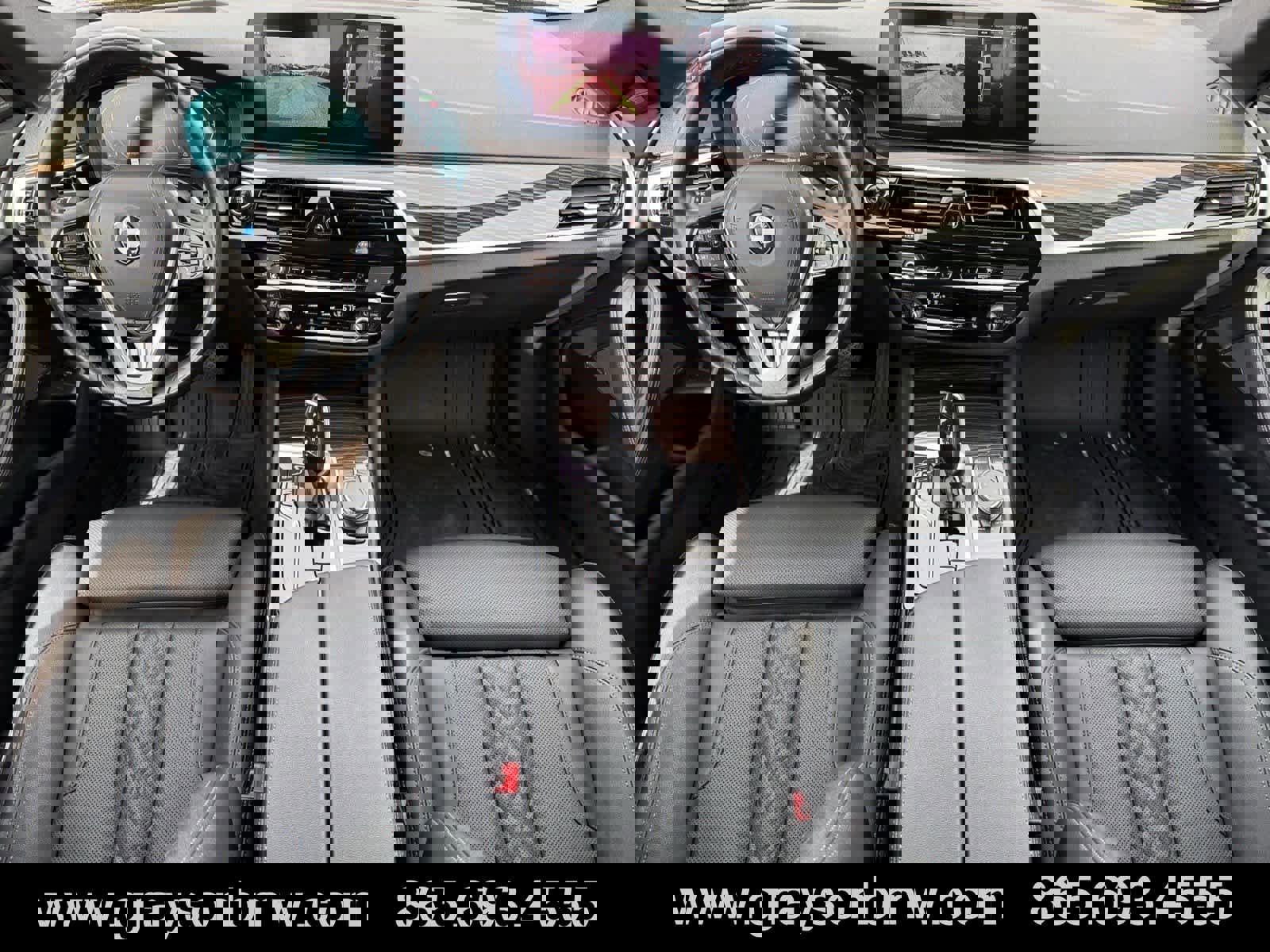 Used 2022 BMW 530i xDrive w/ Premium Package image 15