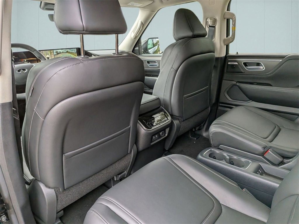 New 2026 INFINITI QX80 Pure w/ Cargo Package image 24