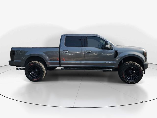 Used 2022 Ford F250 Lariat w/ Black Appearance Package AWD/4WD video 2