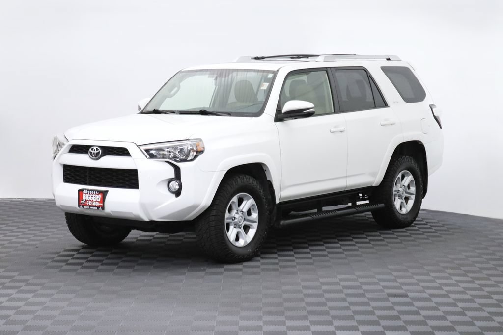 Used 2016 Toyota 4Runner SR5 Premium AWD/4WD image 3