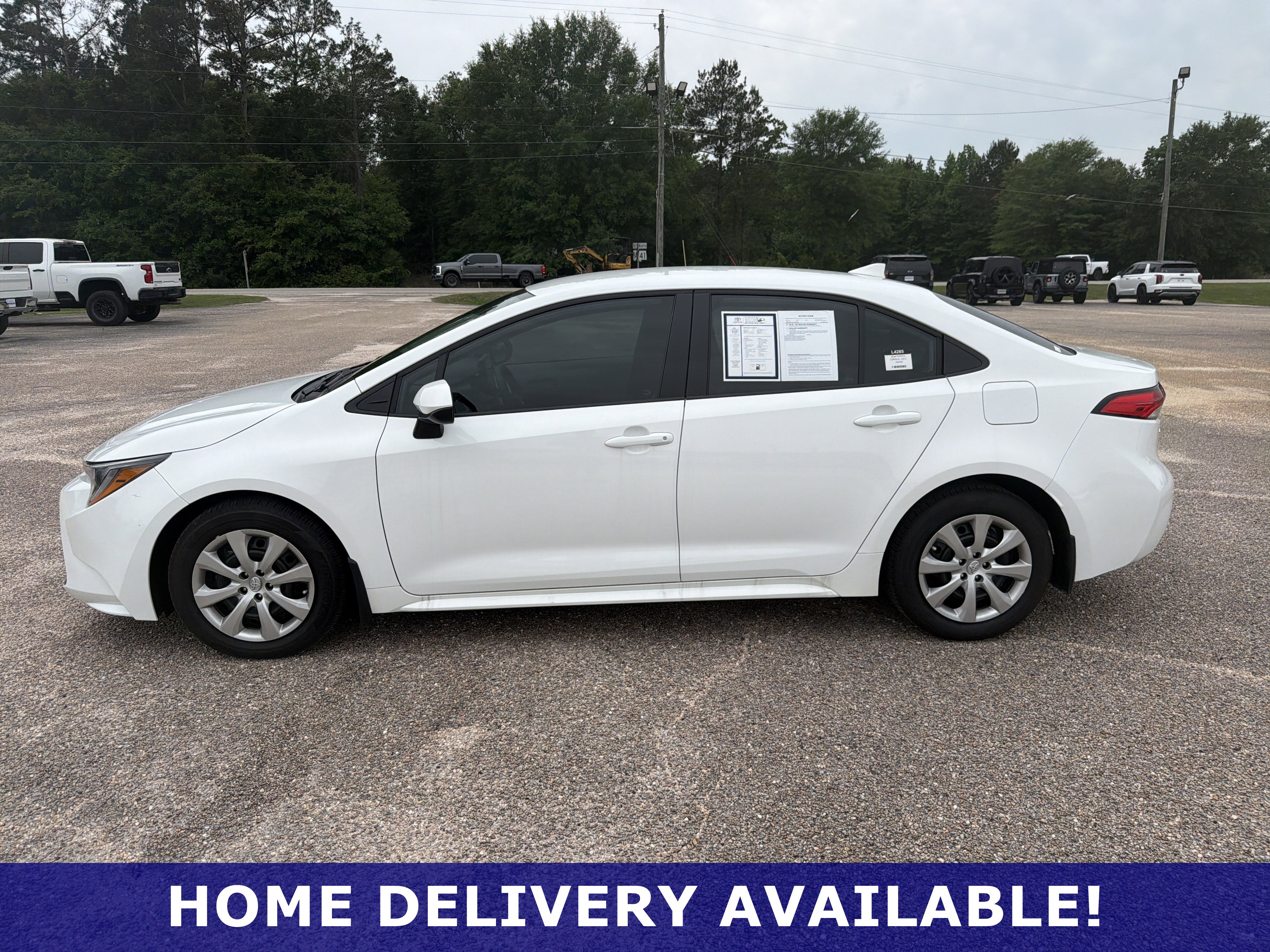 Used 2026 Toyota Corolla LE FWD image 7