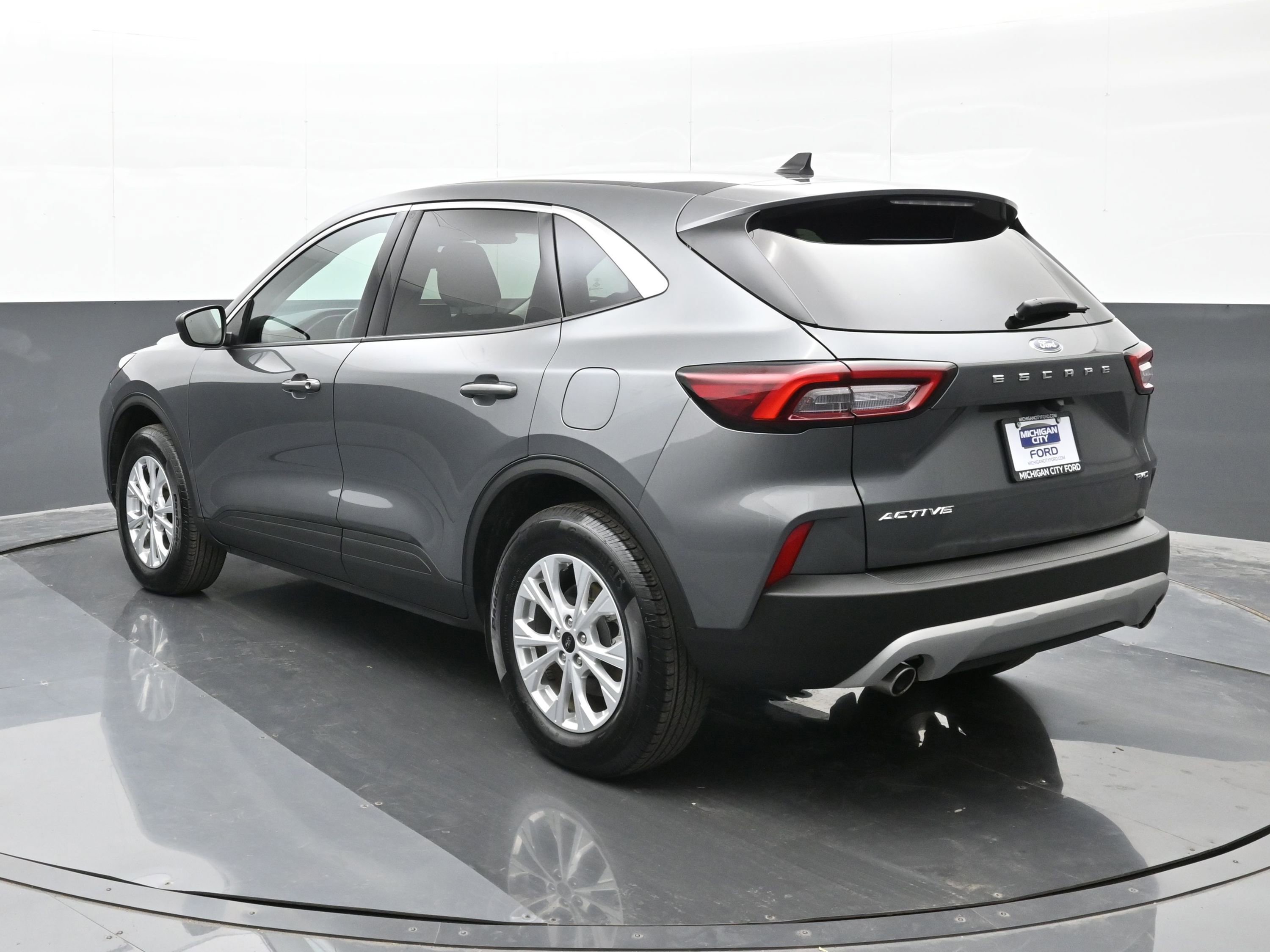 Used 2024 Ford Escape Active image 6