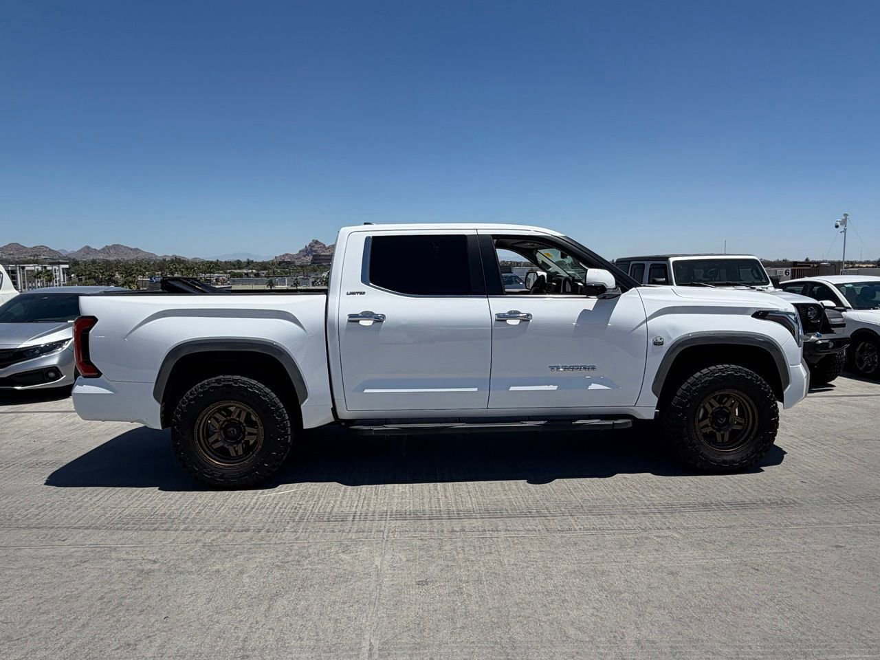 Used 2024 Toyota Tundra Limited AWD/4WD image 3