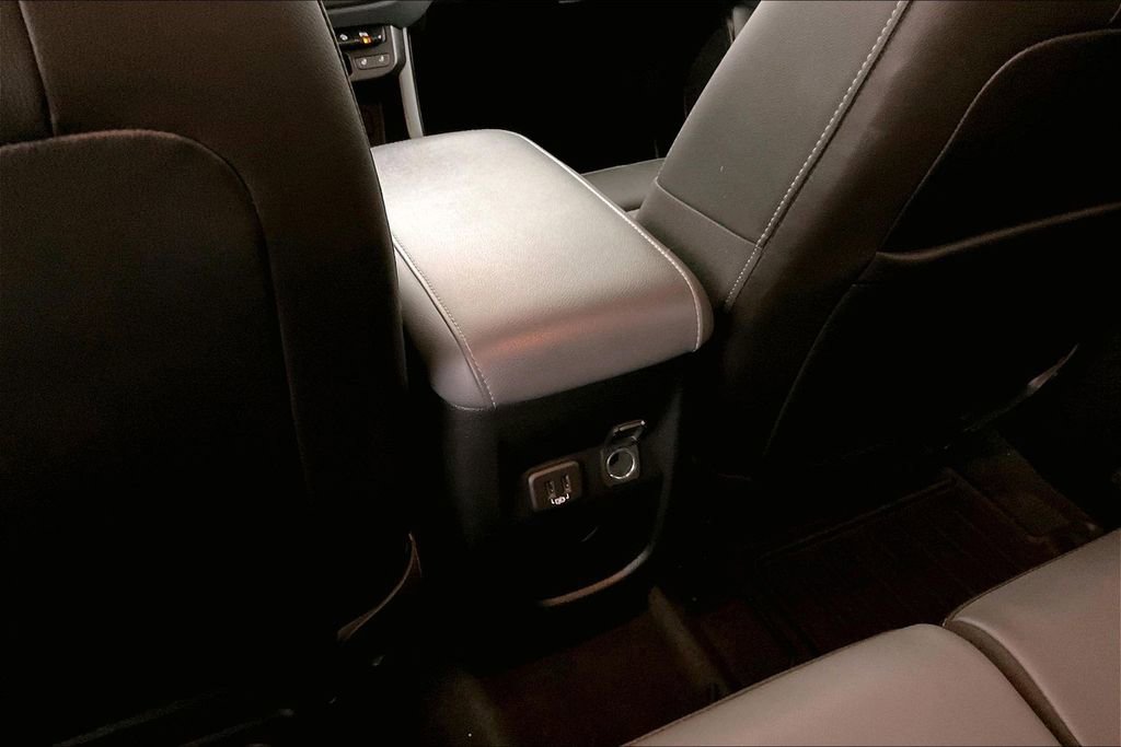 Used 2021 Chevrolet Colorado Z71 image 10