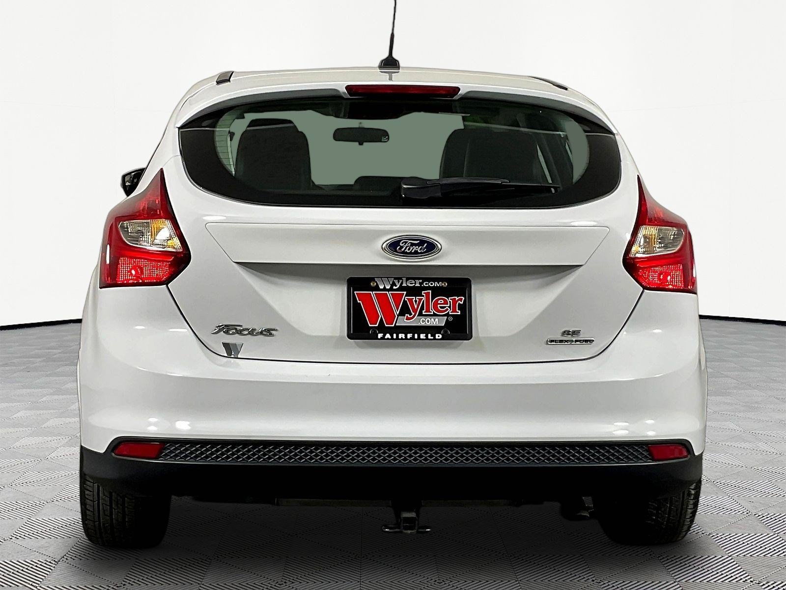 Used 2014 Ford Focus SE w/ Equipment Group 201A FWD image 5