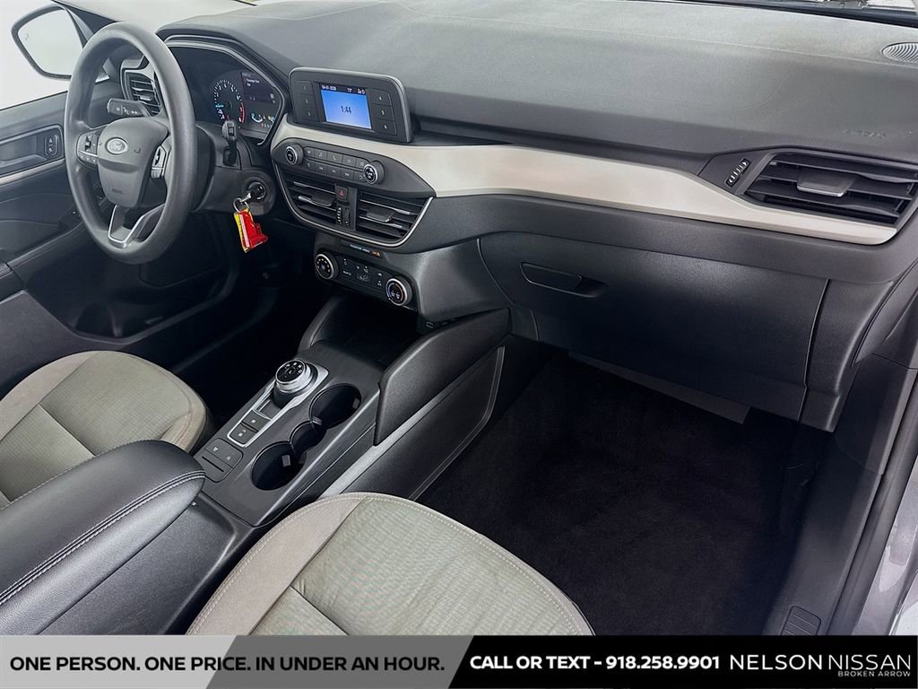 Used 2022 Ford Escape S FWD image 26