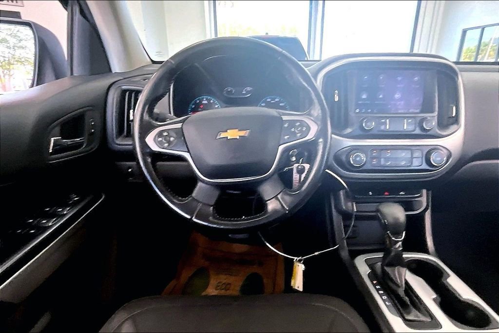 Used 2022 Chevrolet Colorado LT w/ LT Convenience Package RWD image 9