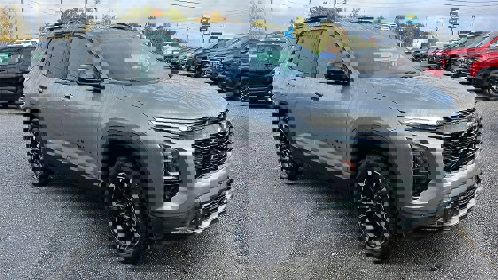 New 2026 Chevrolet Equinox RS w/ Convenience Package III image 3