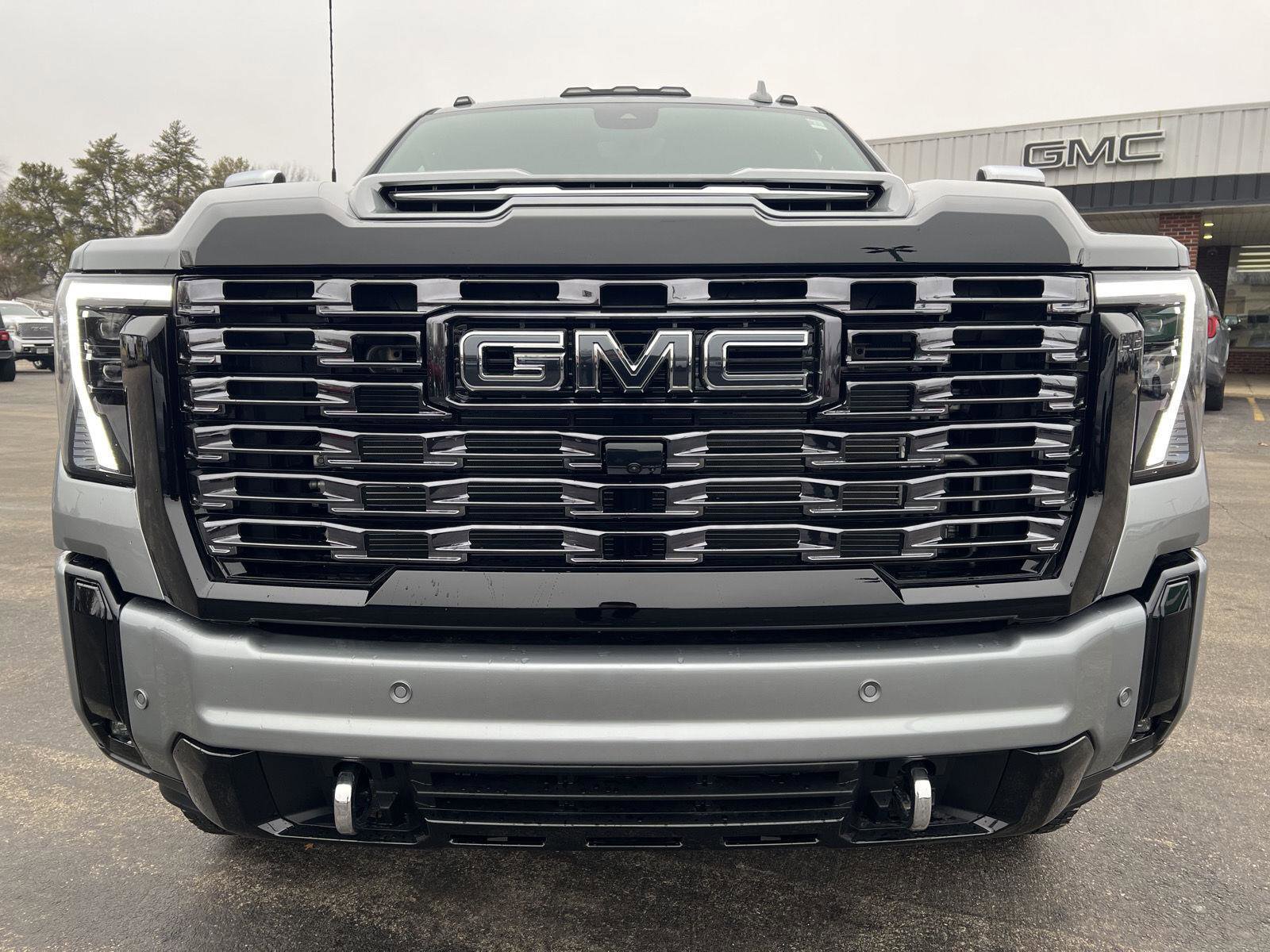 New 2026 GMC Sierra 2500 Denali Ultimate image 15