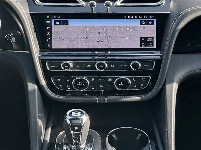 Used 2021 Bentley Bentayga AWD/4WD image 15