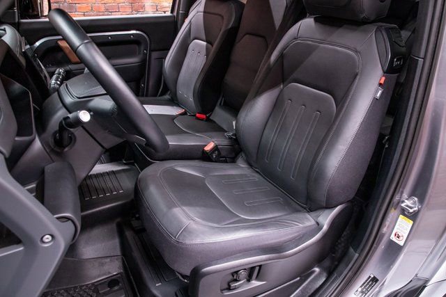 Used 2023 Land Rover Defender 90 X image 19