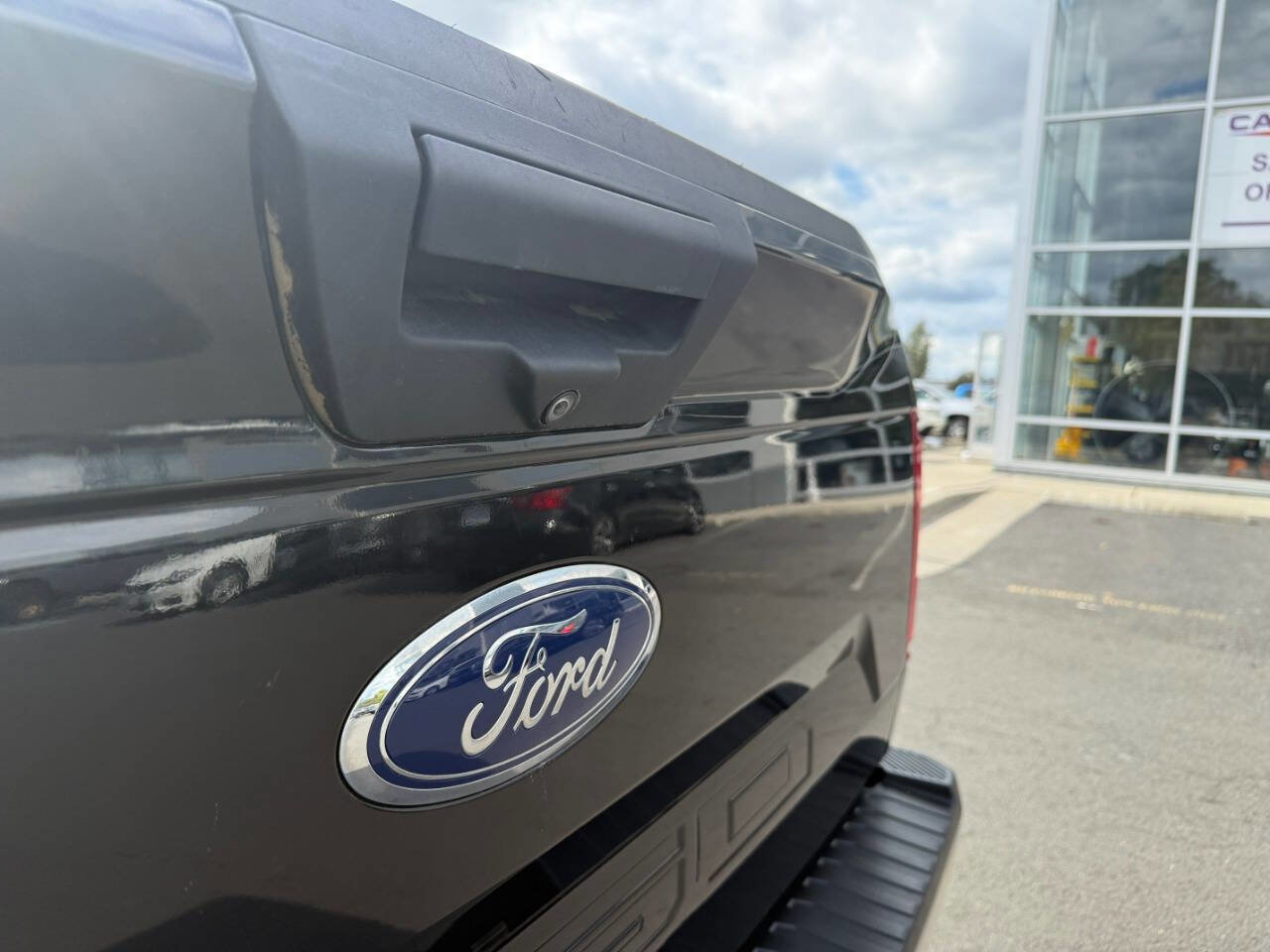 Used 2018 Ford F150 XL w/ Equipment Group 101A Mid image 10
