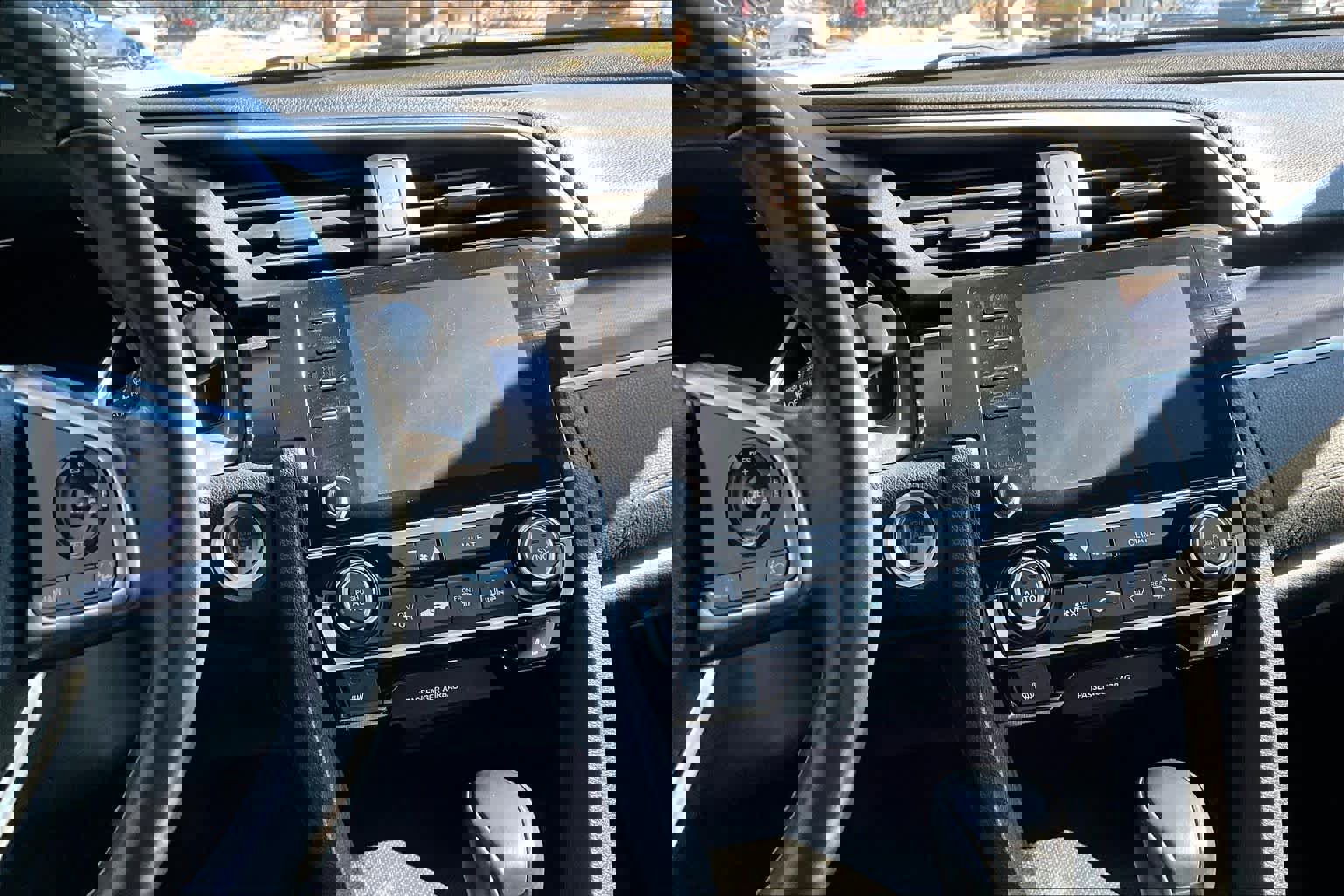 Used 2019 Honda Civic EX image 7