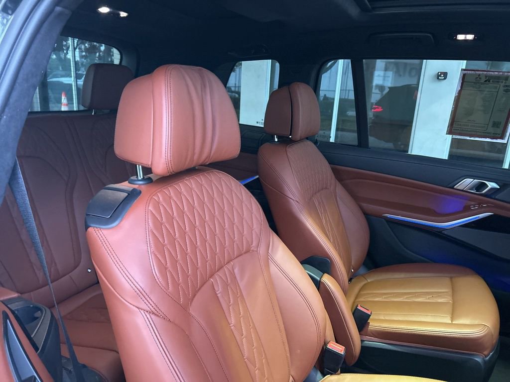 Used 2023 BMW X7 M60i w/ Executive Package image 29