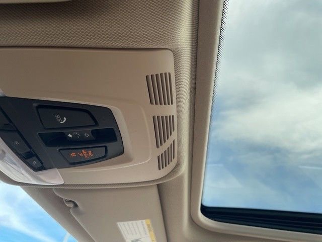 Used 2015 BMW 328i 328i image 15