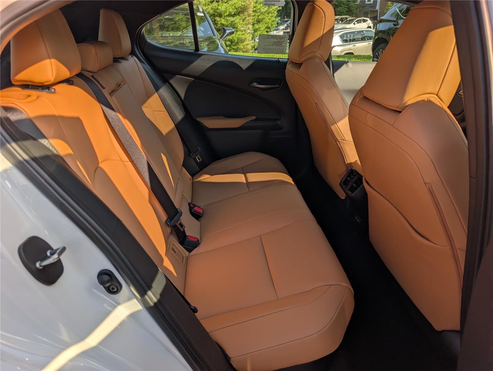 New 2026 Lexus UX 300h AWD image 8