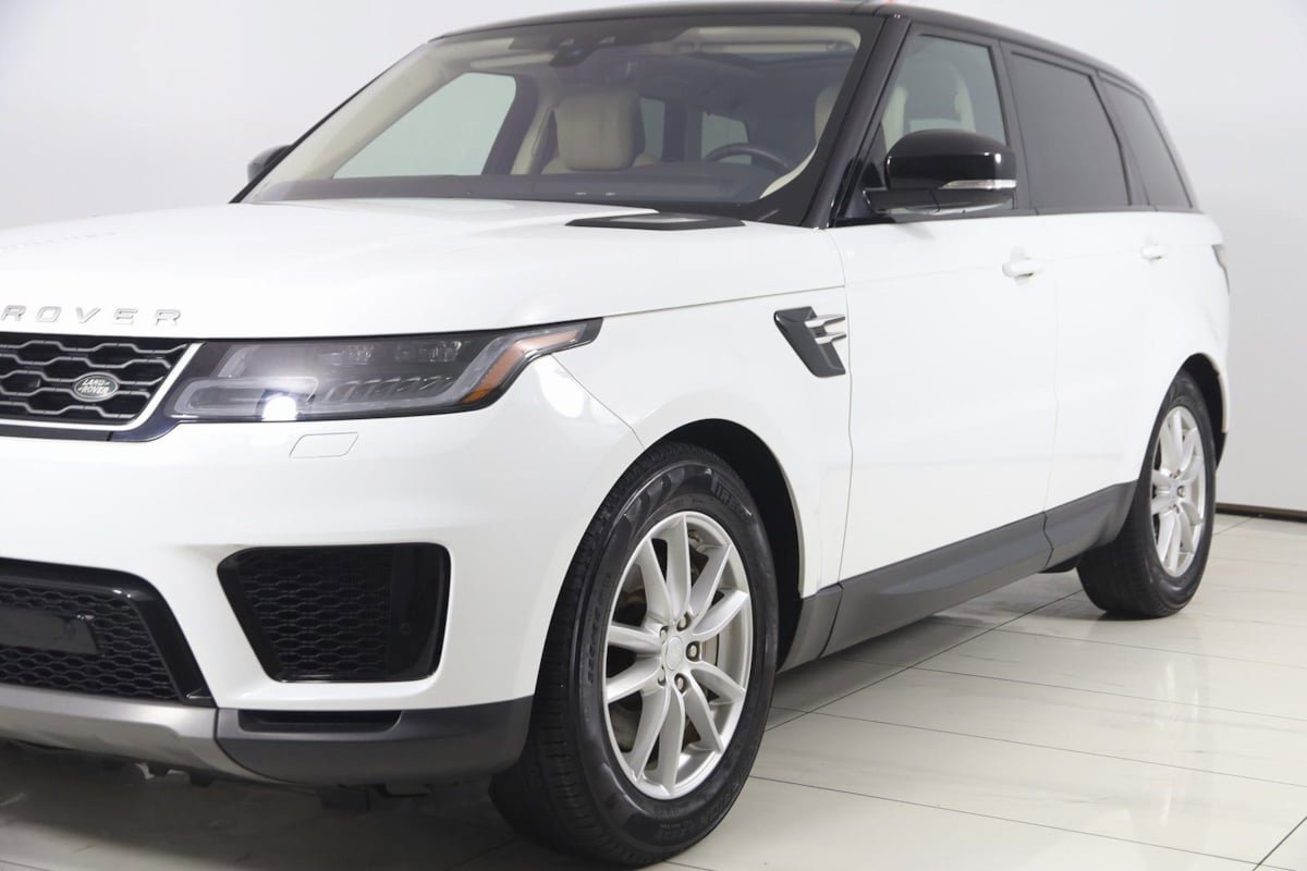 Used 2020 Land Rover Range Rover Sport SE image 56