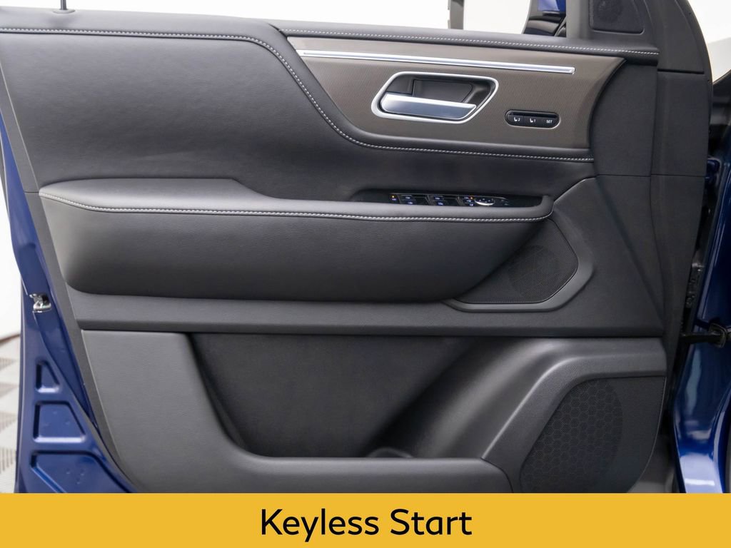 Certified 2025 INFINITI QX80 Pure image 14