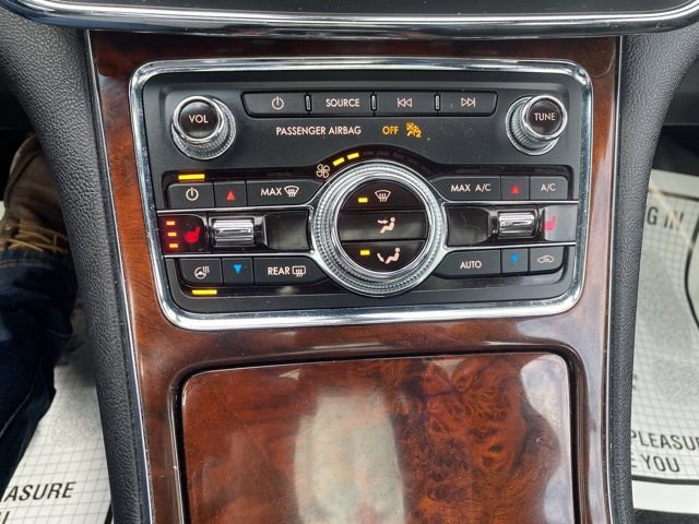 Used 2017 Lincoln Continental Select w/ Climate Package image 21