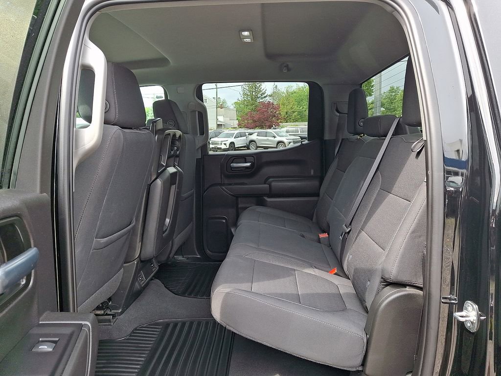 Used 2022 Chevrolet Silverado 1500 Custom AWD/4WD image 10