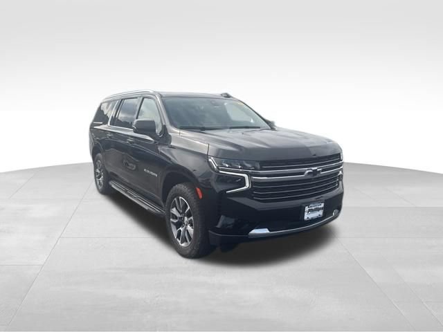 Used 2022 Chevrolet Suburban LT w/ Luxury Package AWD/4WD image 8