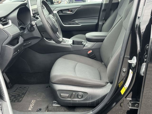 Used 2024 Toyota RAV4 XLE image 13