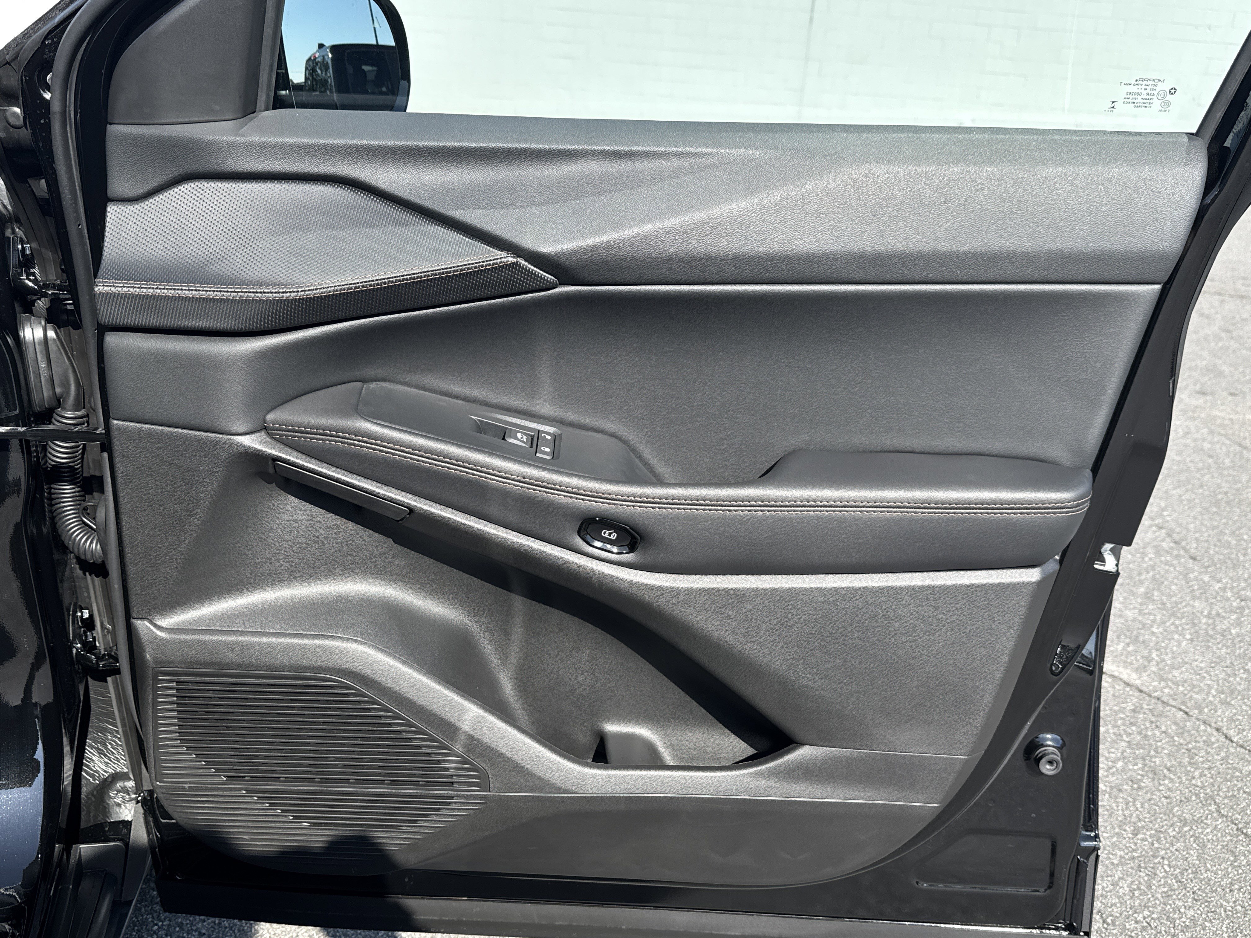 New 2026 Jeep Cherokee Limited AWD/4WD image 18