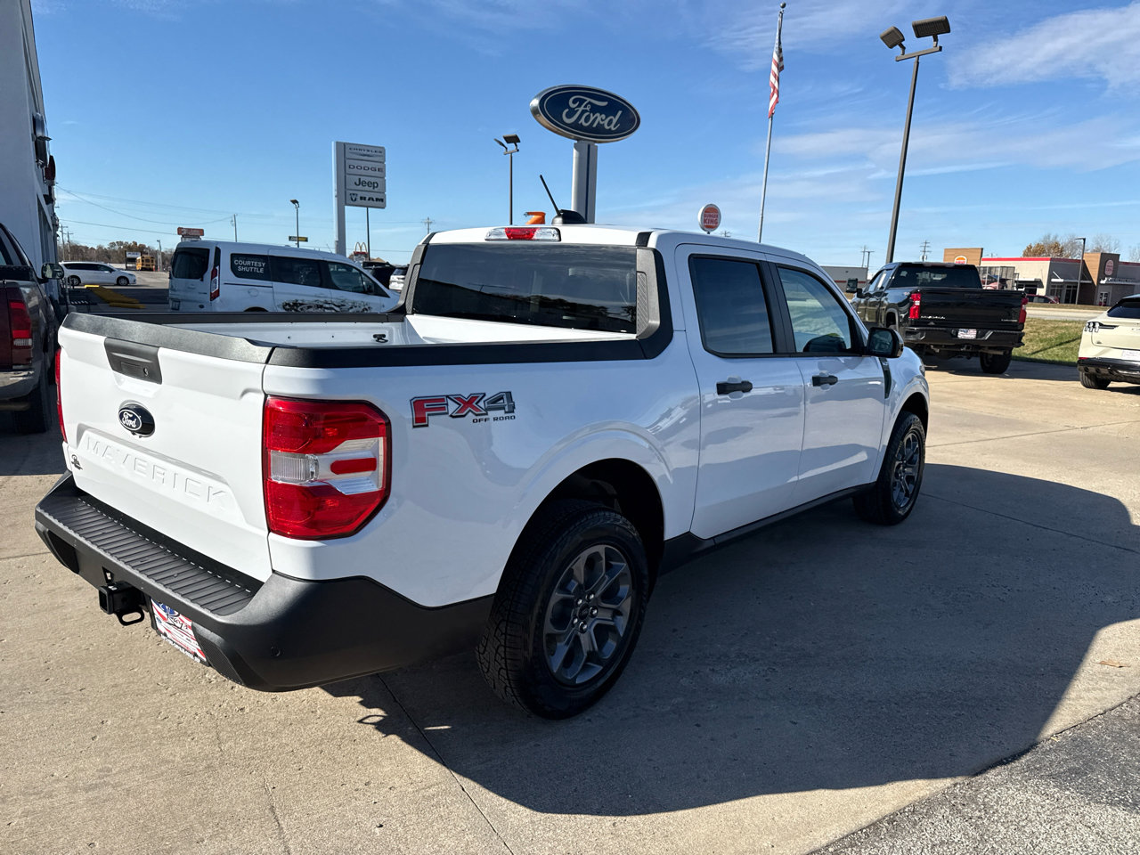 New 2025 Ford Maverick XLT w/ XLT Luxury Package image 6